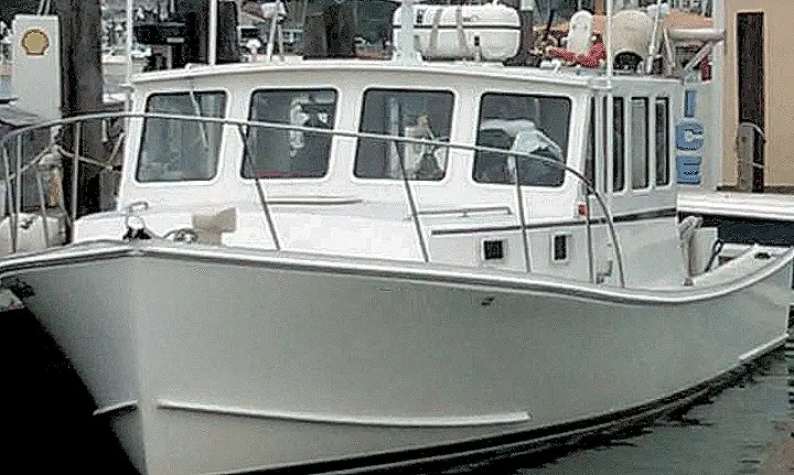 With her tradition New England lines Fish Trap is ready for your next RI fishing charter.